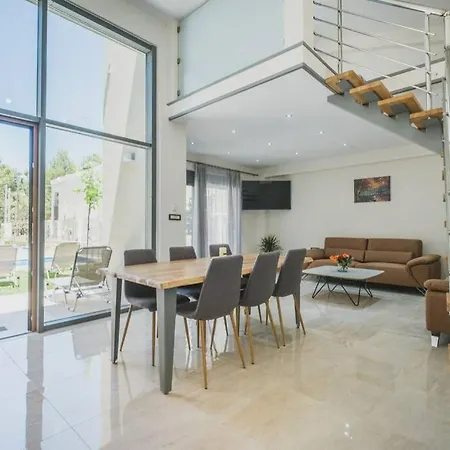 Park-view Lux Pool Villa, Steps To The Villa *